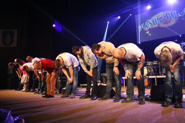 011_img_3700x.jpg
